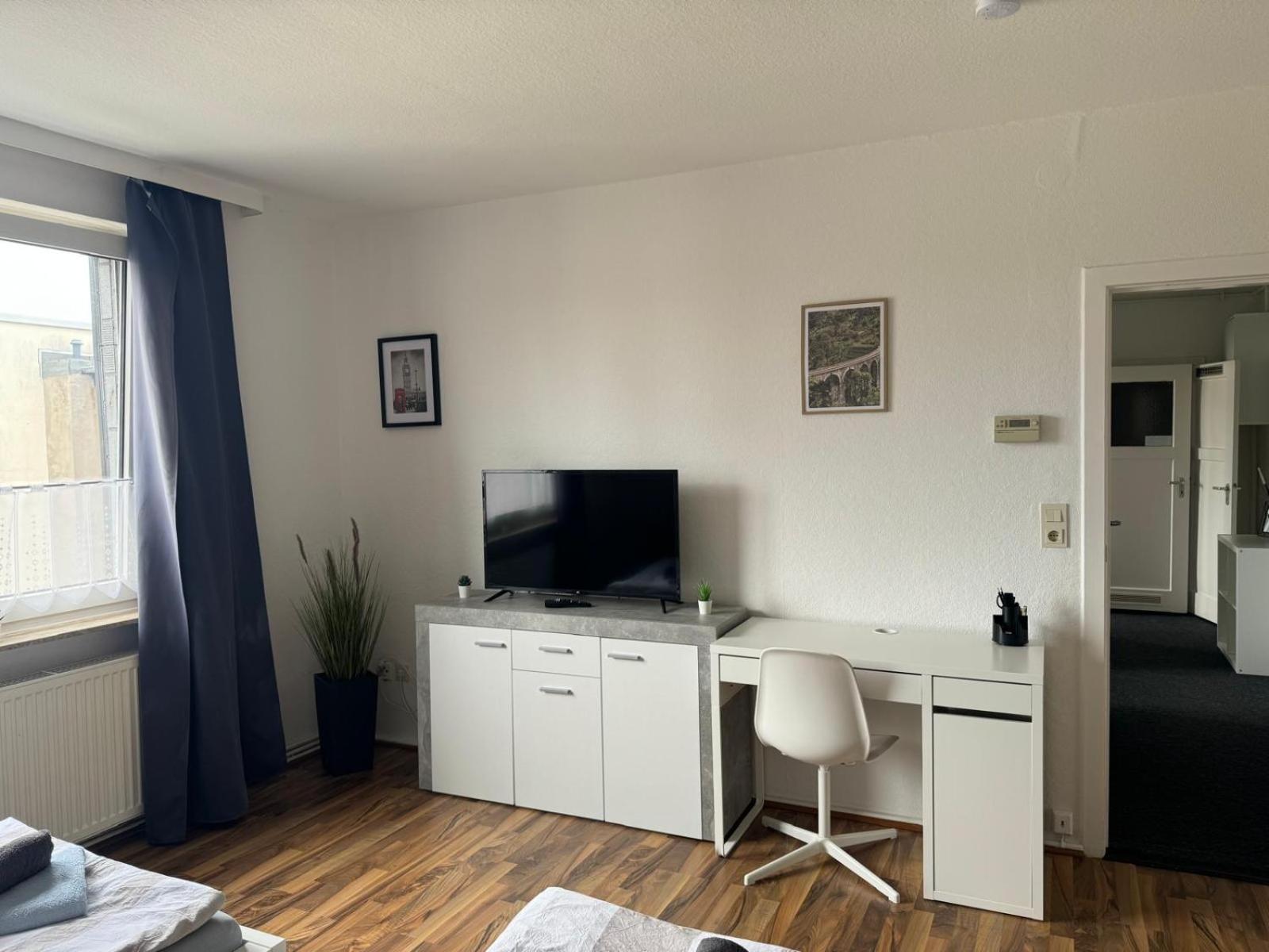 Quartier 7 - Zentral Gelegene Ferienwohnung Mit Stadtblick Бремерхавен Екстериор снимка